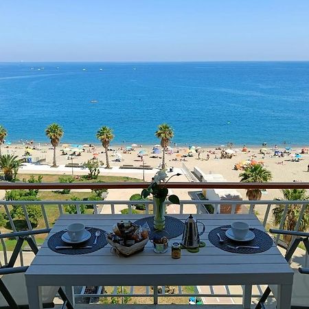 Maremare, Really On The Beach, With Private Parking Savona Exteriör bild